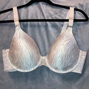 Vanity Fair “full coverage tshirt bra” 40C lite gray tiger stripes